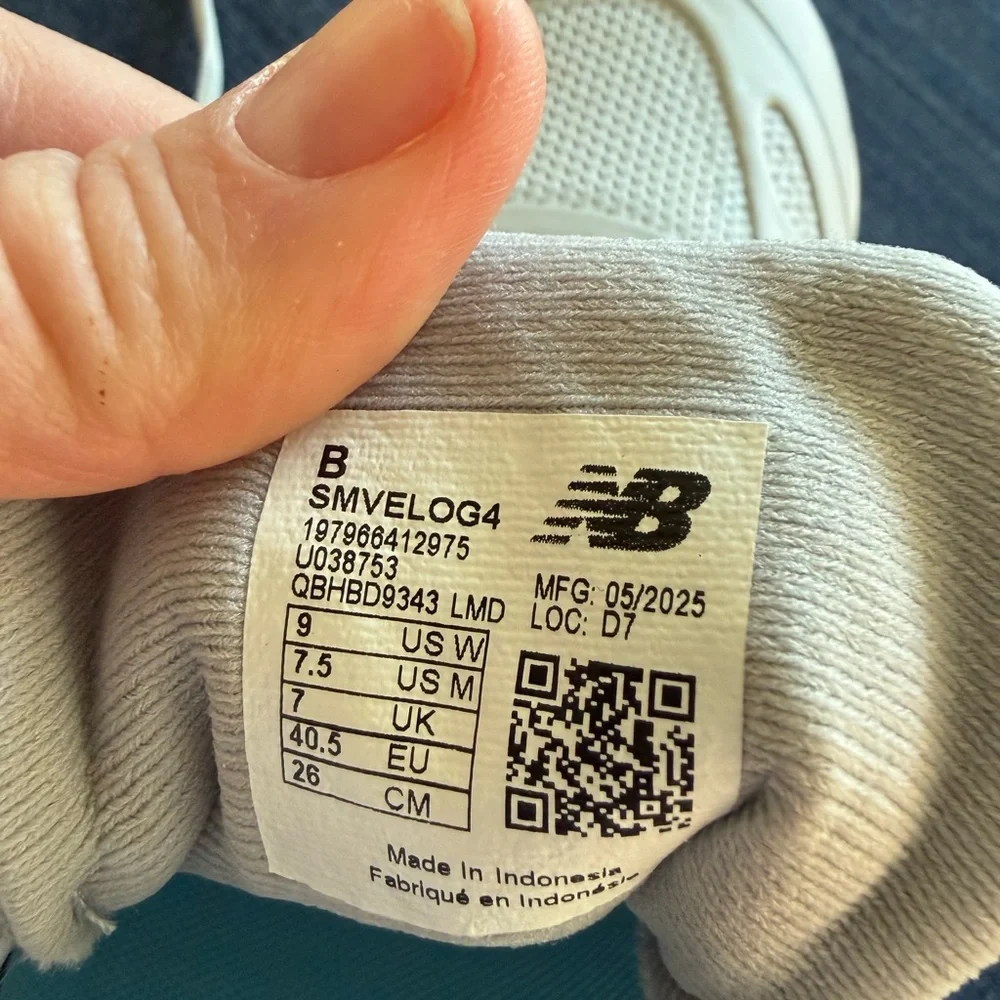 New Balance Velo V4 softball cleats brand new - Picture 4 of 5
